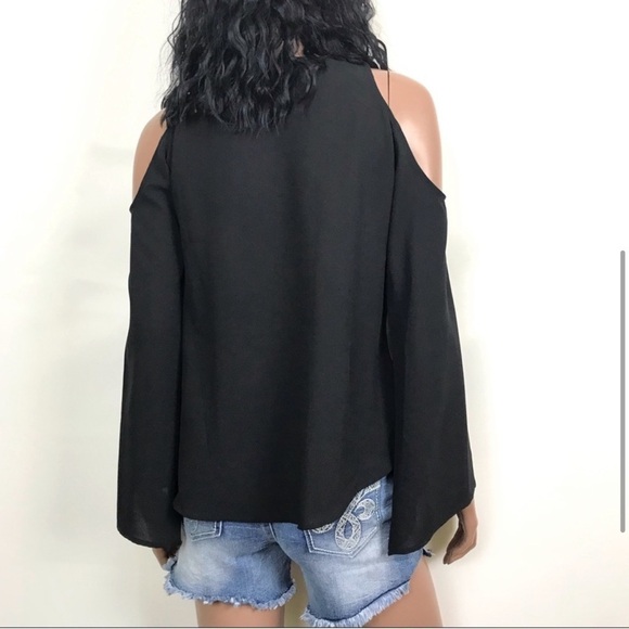 𝅺LOVERS + Friends stay longer cold shoulder bell sleeve top - Picture 6 of 11